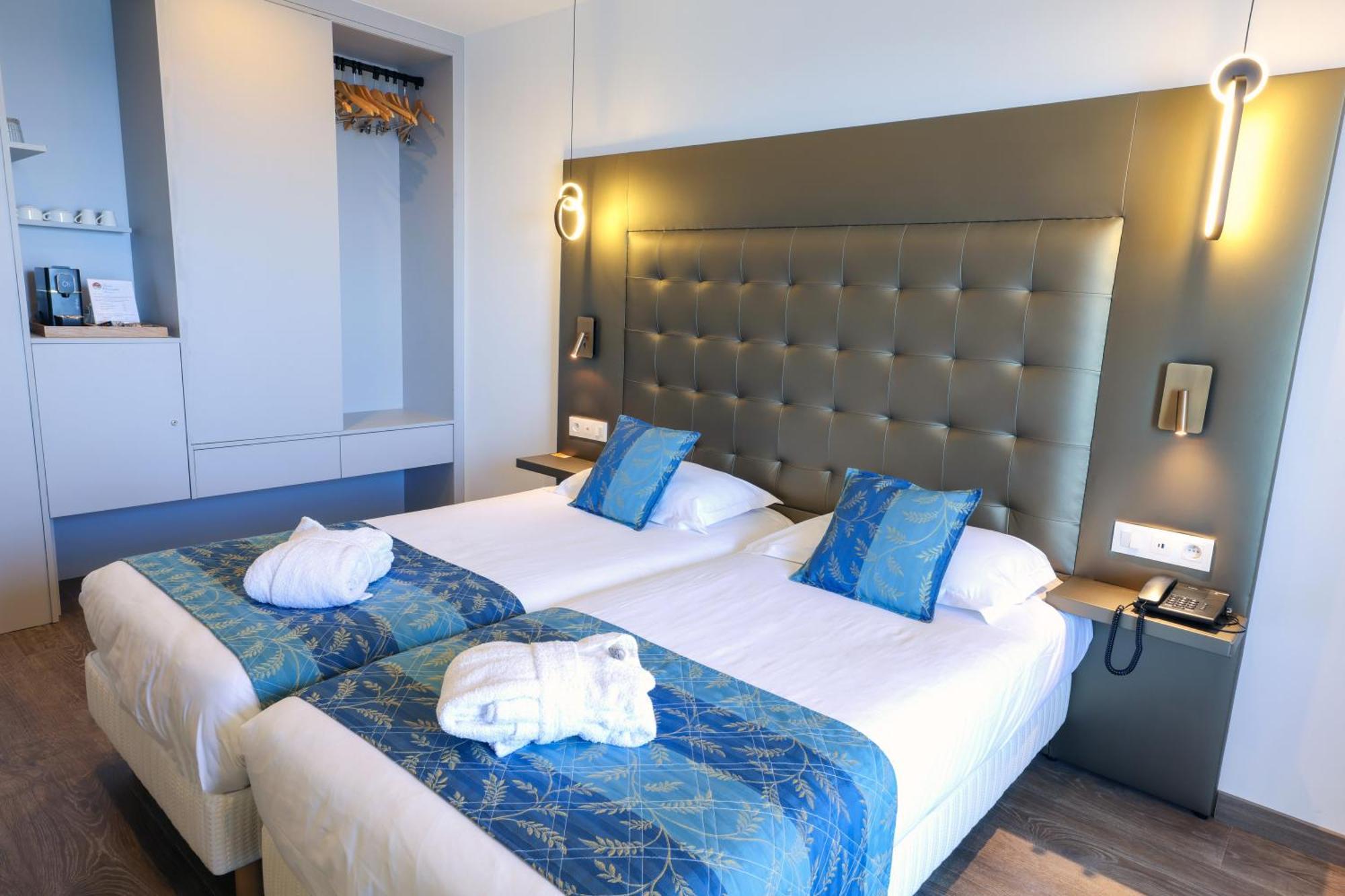 Hotel Saint Christophe Калви Екстериор снимка