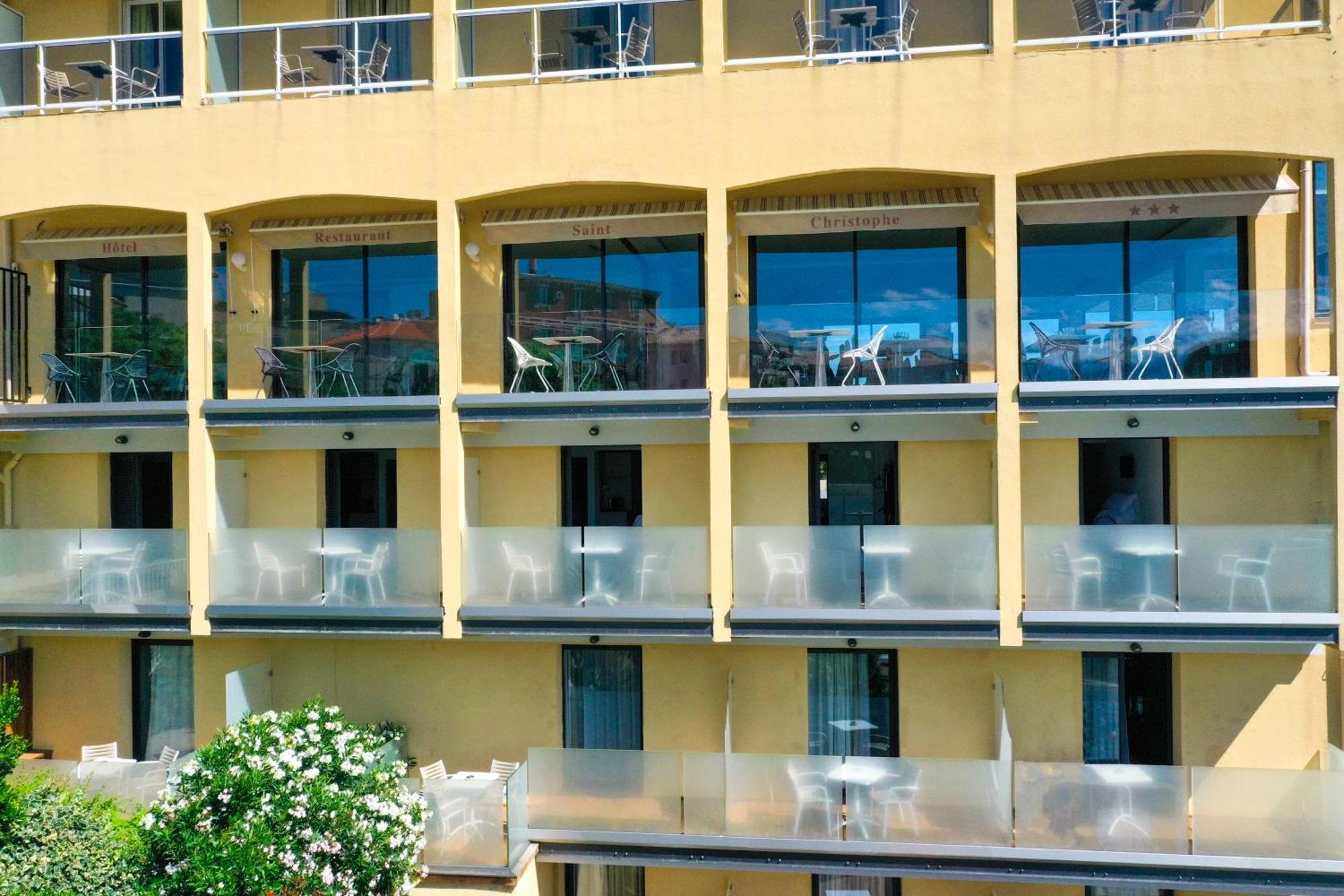 Hotel Saint Christophe Калви Екстериор снимка